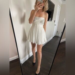 Aidon Mattox 100% silk babydoll mini dress size M White